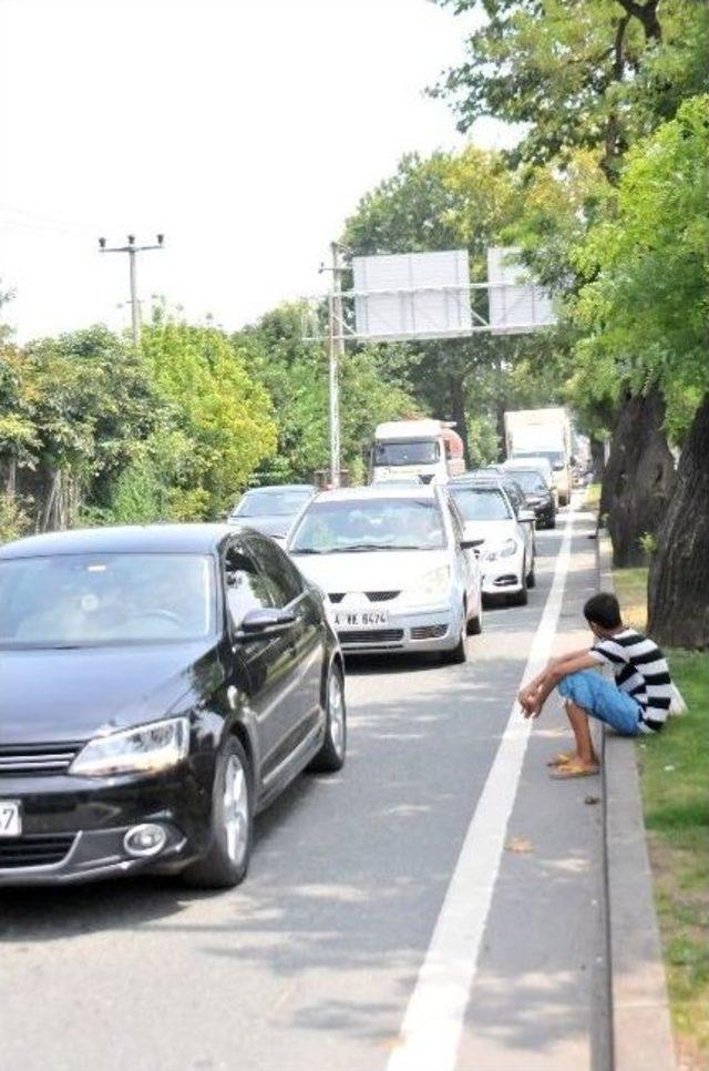 Bayram Trafiği Yalova'da Da Çileye Dönüştü