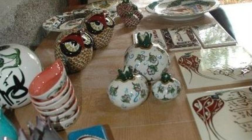 Seramik Sanat&ccedil;ısı Sema &Ccedil;amoğlu Soysal: