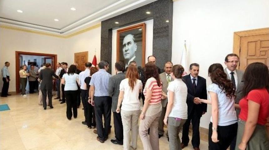 Vali Tuna, Valilik Personeli İle Bayramlaştı