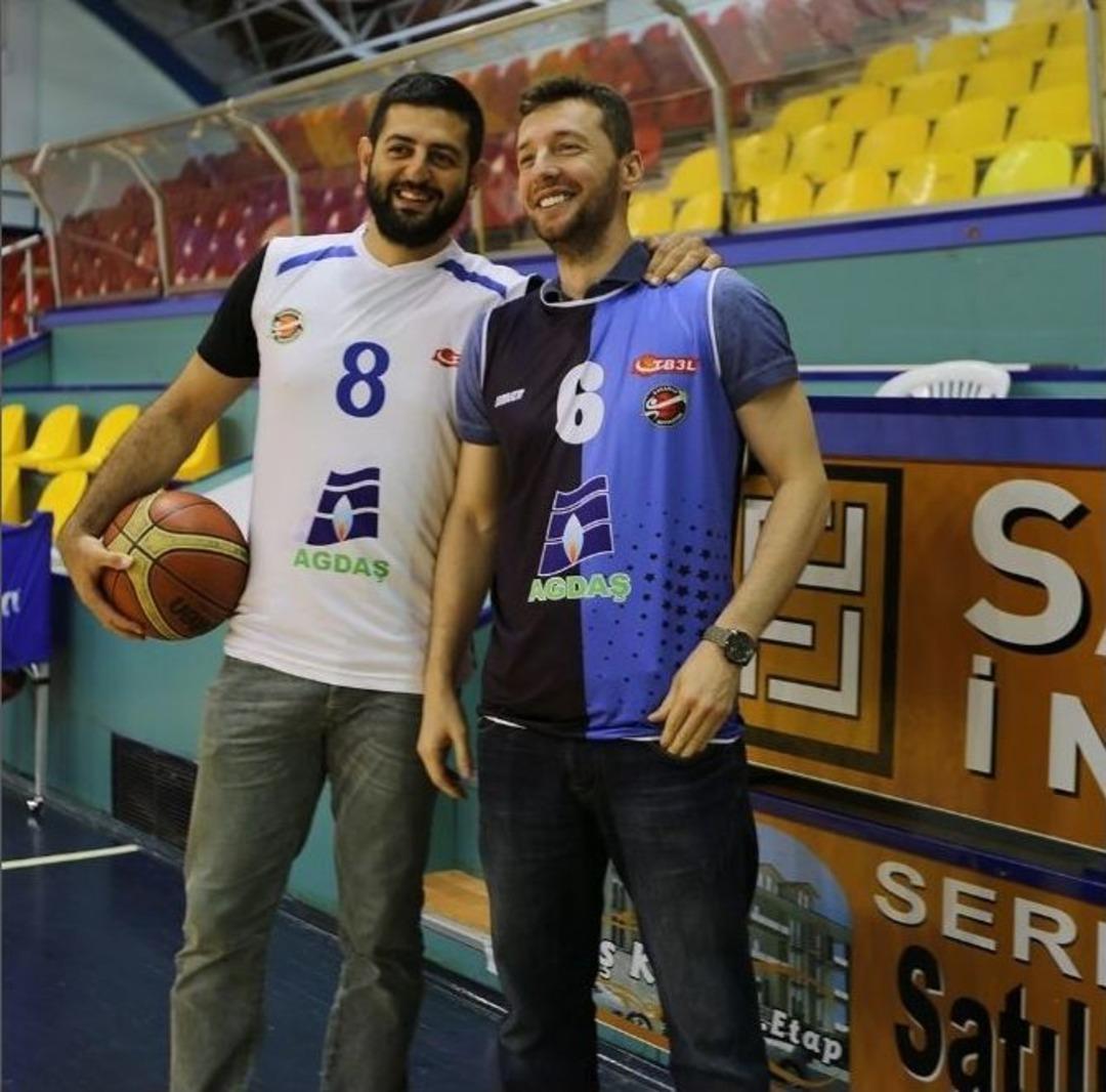 B&uuml;y&uuml;kşehir Basketten 5 İmza Daha