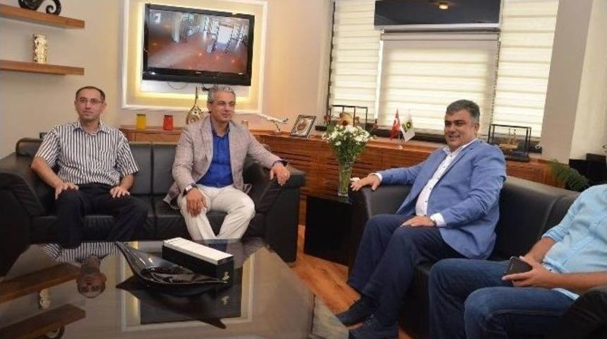 Karşıyaka Belediye Başkanı Akpınar'dan Özgüven'e Ziyaret