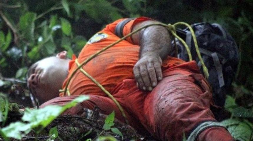 Rize'de Trafik Kazası: 3 &Ouml;l&uuml;, 3 Yaralı