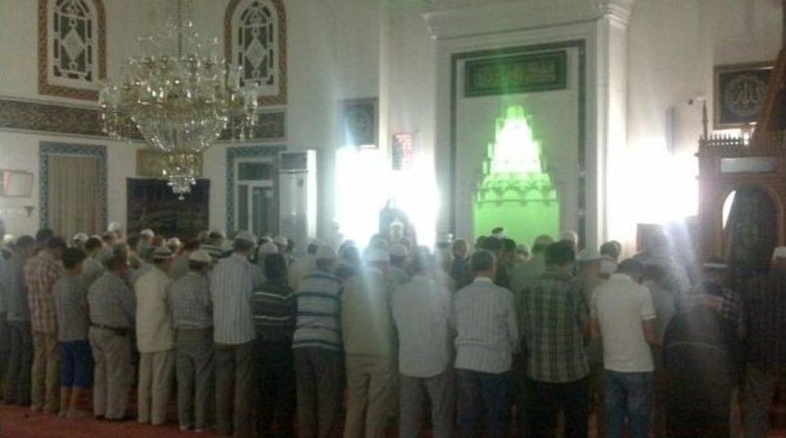 Hatimle Teravih Namaz Kılma Geleneği
