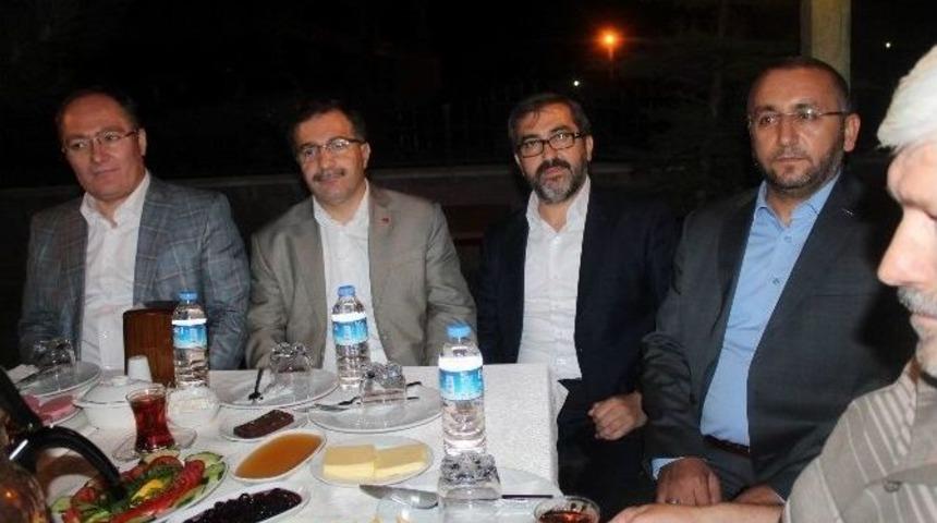 Hukuk&ccedil;ular Derneği Sivas&rsquo;ta Sahur Programında Buluştu