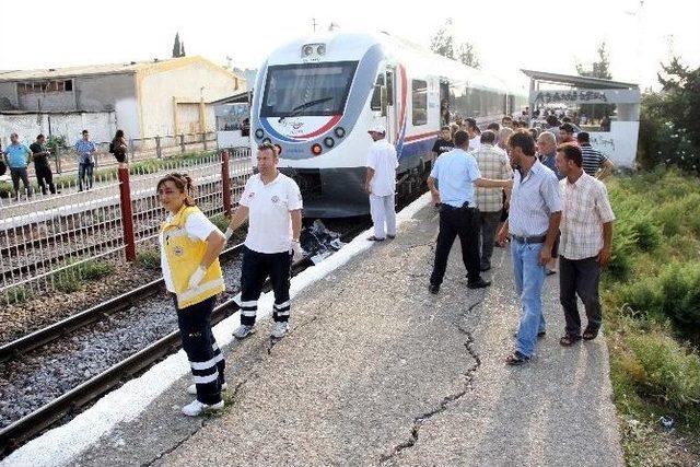 Saatini Sorduğu Trenin Önüne Atlayarak Yaşamına Son Verdi