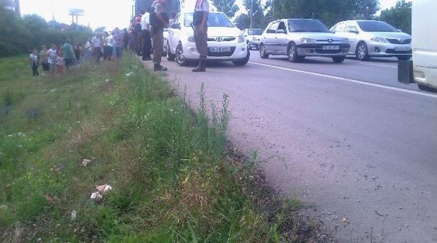 Karayolu'nda 'hatalı Sollama' Kavgası