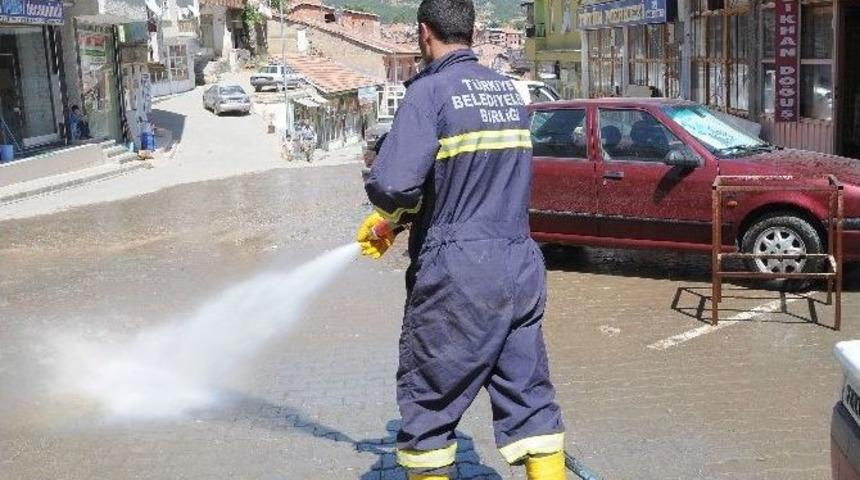 &Ccedil;elikhan İl&ccedil;esinde Bayram Temizliği