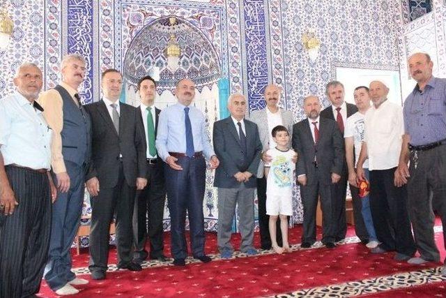 Bakan Müezzinoğlu, Yol, Cami Ve Kur'an Kursu Açılışına Katıldı