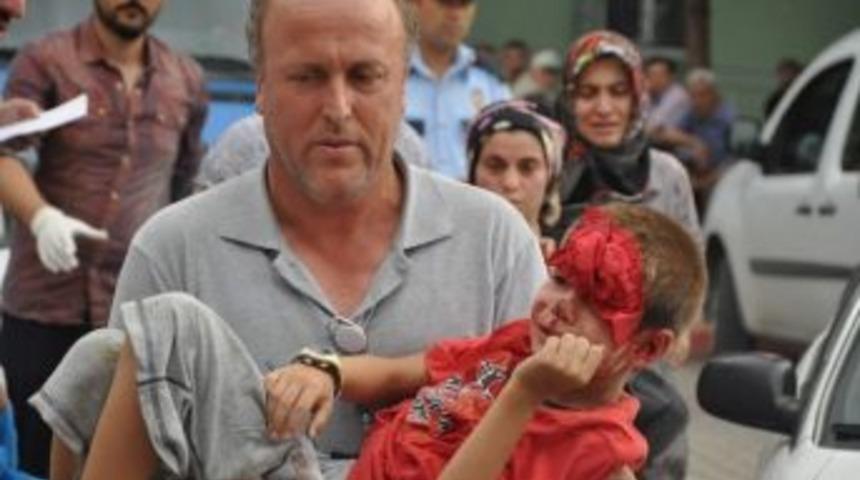 &Uuml;zerine Demir Kapı D&uuml;şen &Ccedil;ocuk Yaralandı