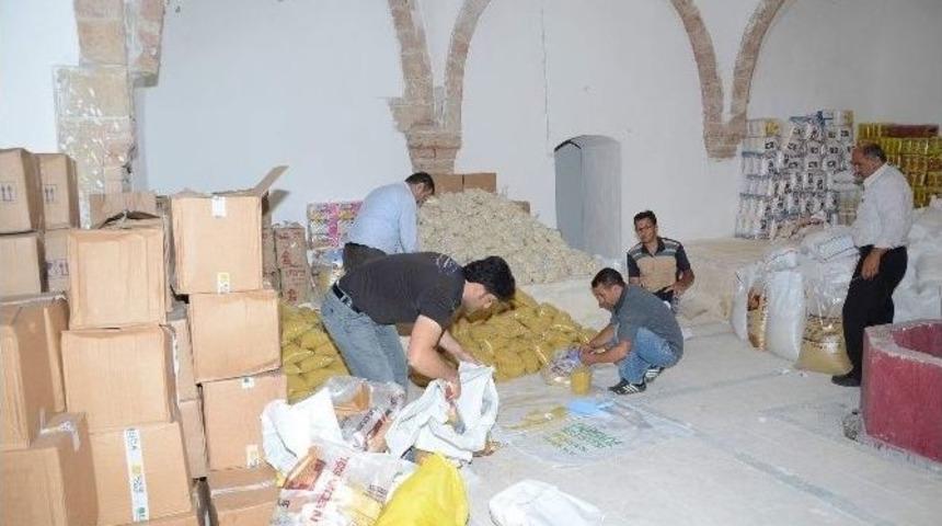 Darende&rsquo;de Fakirlere Yardım