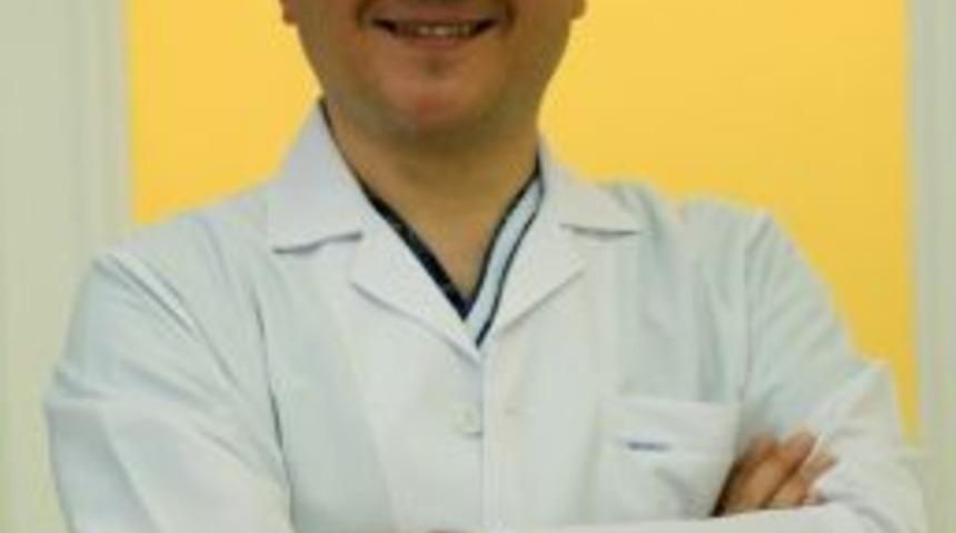 Dişleriniz İ&ccedil;in Bayramda Tatlı T&uuml;ketimine Dikkat