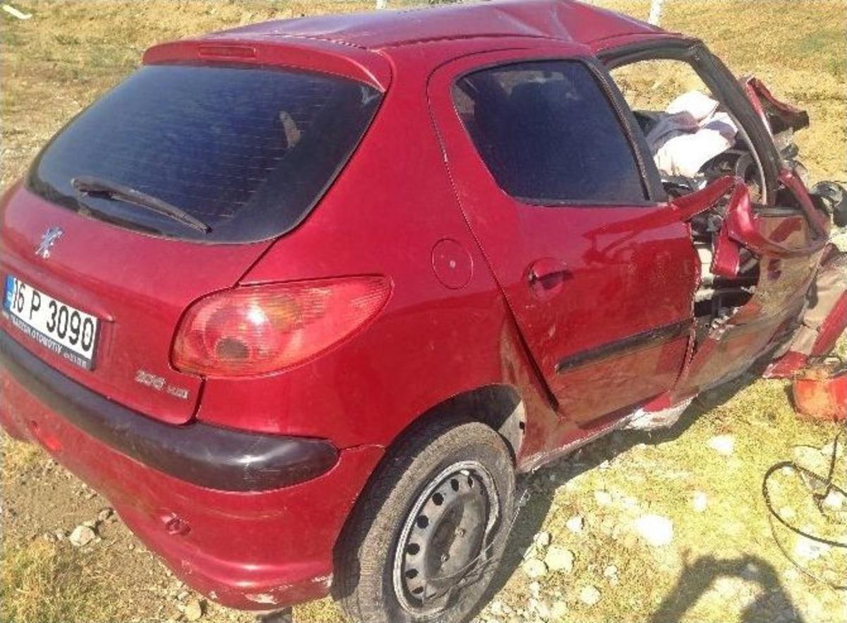 &Ccedil;orum&rsquo;da Kaza: 4 &Ouml;l&uuml;, 1 Yaralı