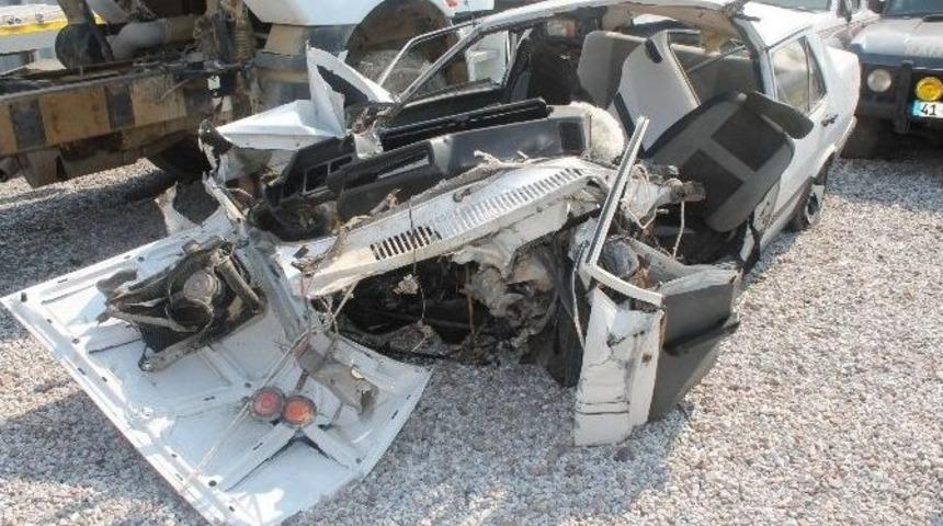 Kocaeli&rsquo;de Kaza: 1 &Ouml;l&uuml;, 5 Yaralı