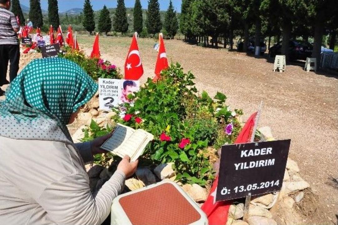 Bayram &Ouml;ncesi Soma&rsquo;da H&uuml;z&uuml;n Hakim