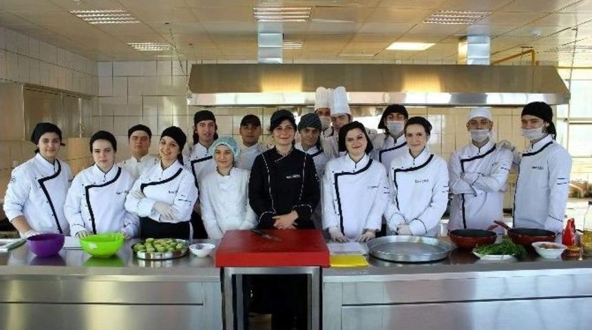 Bayramda Nasıl Beslenmeli