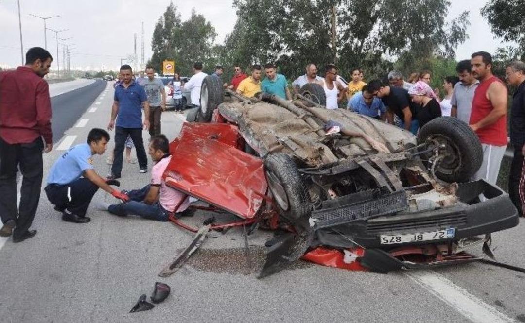 Hurdaya D&ouml;nen Otomobilden Sağ &Ccedil;ıktılar