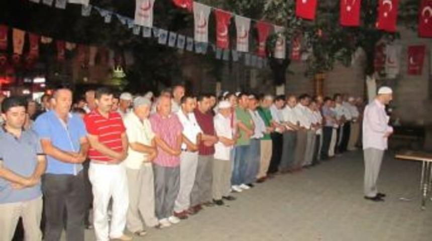 Alaplı'da Gazze i&ccedil;in gıyabi Cenaze namazı kılındı