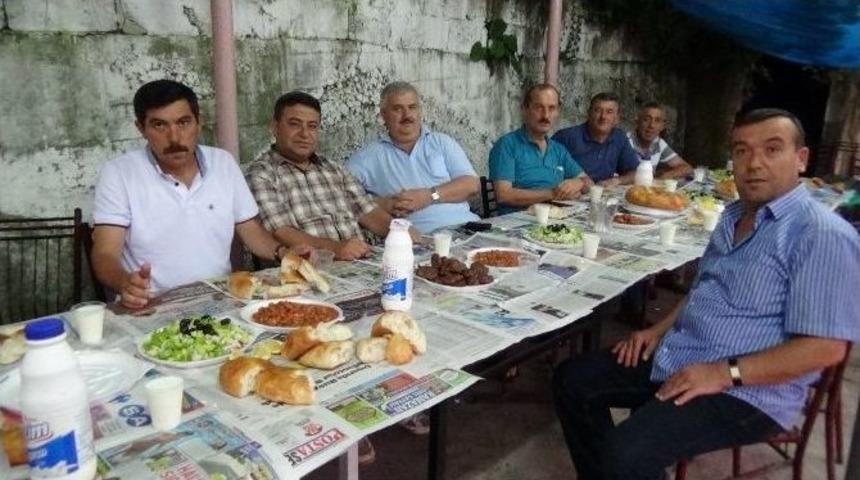 Başkan &Uuml;nal Vatandaşlarla İftar A&ccedil;tı