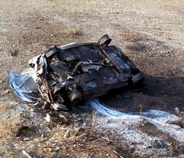 Alev Alev Yanan Otomobilde Can Pazarı 1