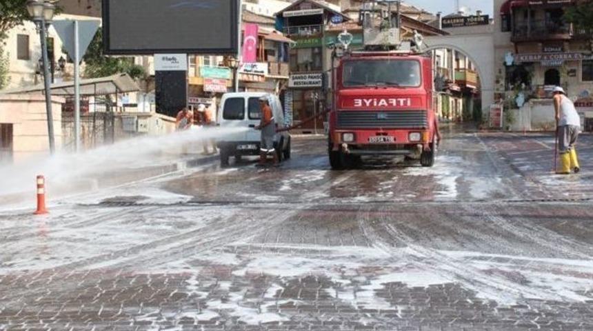 Avanos Belediyesi&rsquo;nden Bayram Temizliği