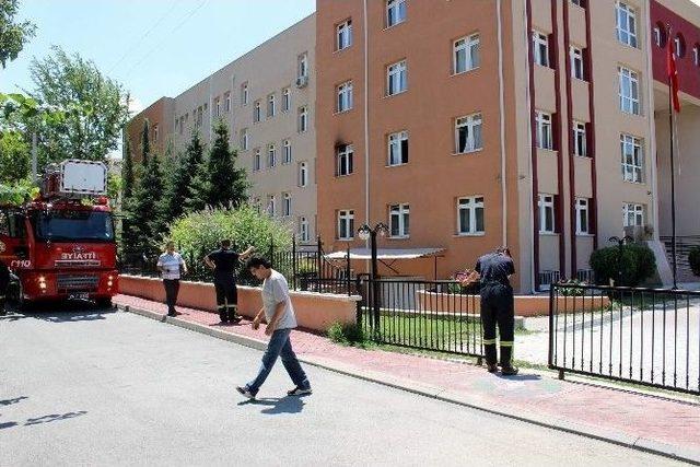 Eskişehir İl Milli Eğitim Müdürlüğü’nde Yangın