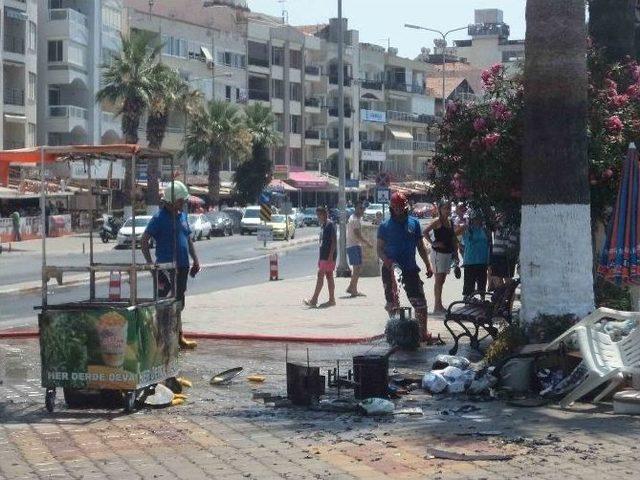 Kuşadası’nda Korkutan Seyyar Yangını