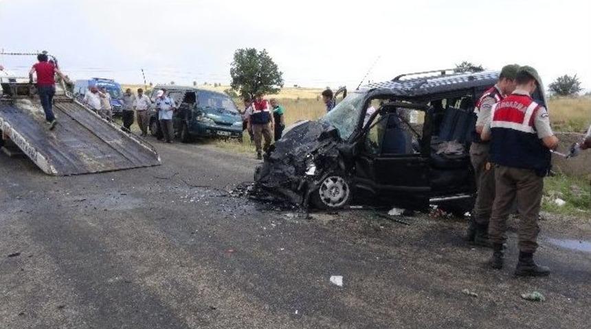 &Ccedil;ankırı'da Kaza: 10 Yaralı