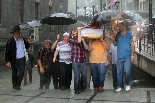 Bayramı Göremediler 1