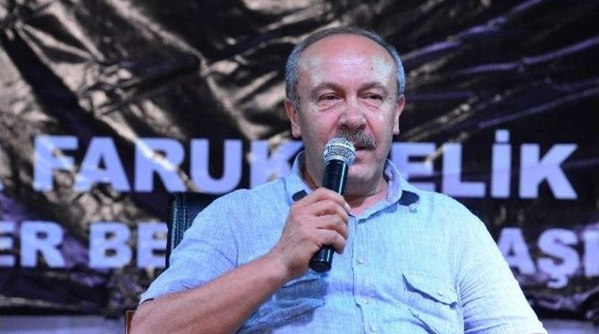 Meydanda G&uuml;ndem Gazze'ydi