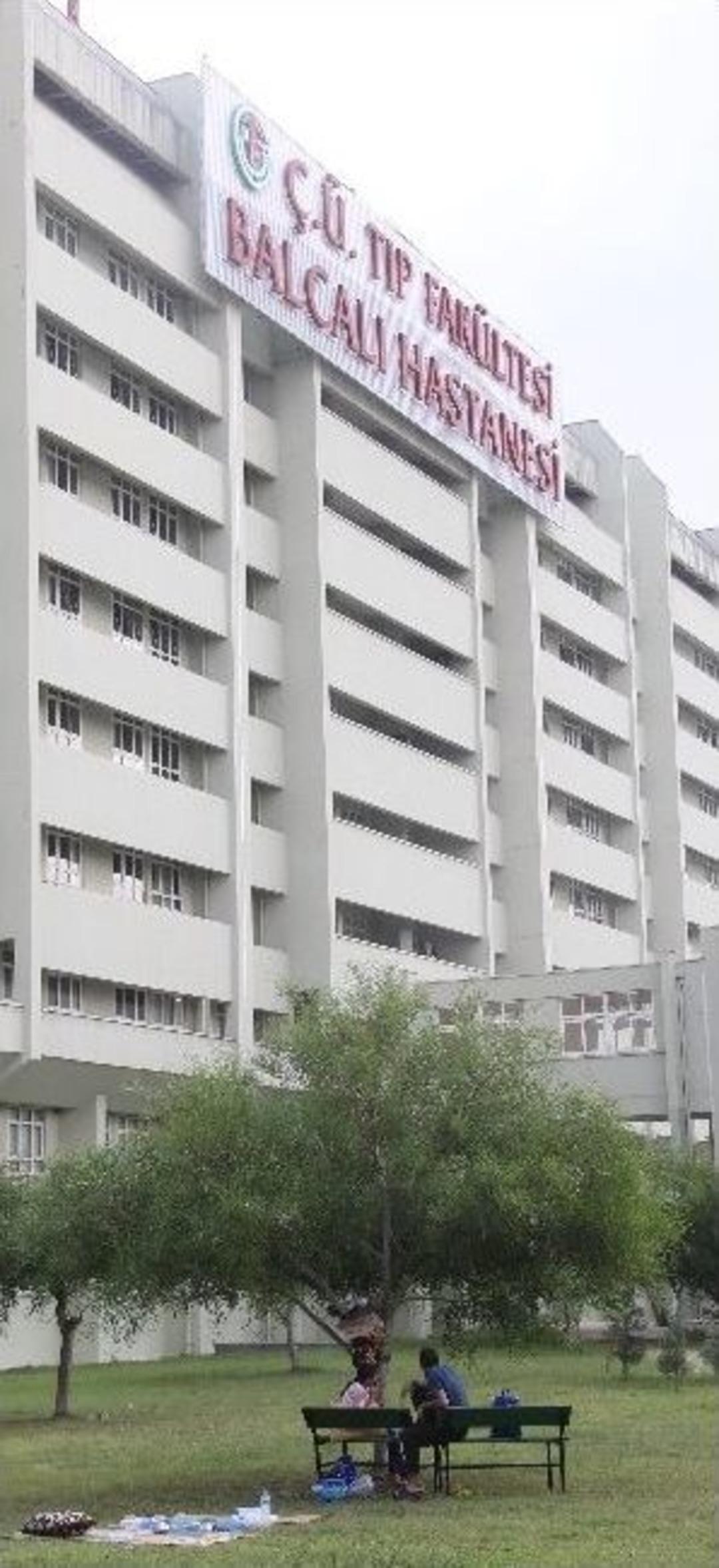 (&ouml;zel Haber) Hastane Bah&ccedil;esinde H&uuml;z&uuml;nl&uuml; Bayram