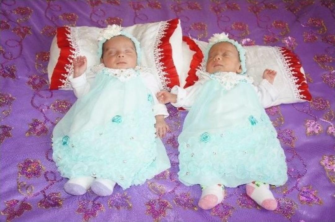 (&ouml;zel Haber) 12 Bebeğini Kaybetti 13 Yıl Sonra İkiz Doğurdu