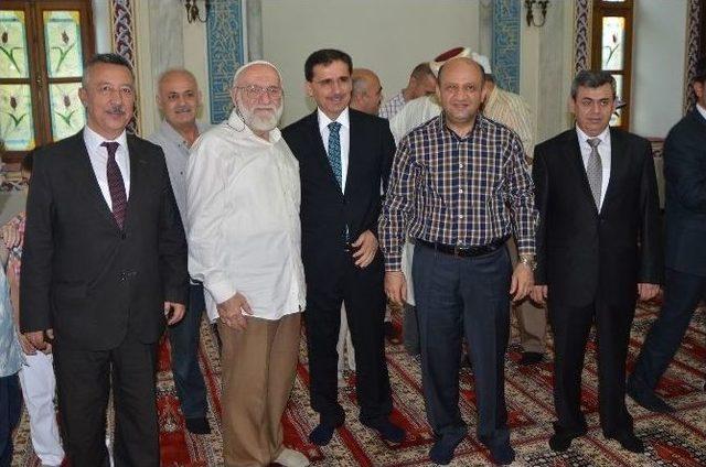 Işık: "bayram Birliğimize Beraberliğimize Vesile Olsun" 1