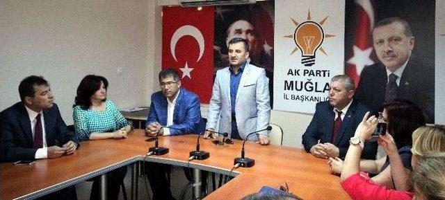 Ak Parti&rsquo;de Bayramlaşma 1