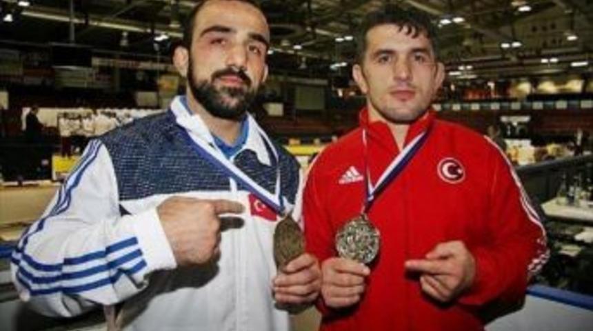 Milli G&uuml;reş&ccedil;ilerden 4 Madalya