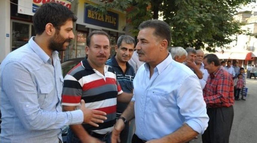 Başkan Tuna, Vatandaşlarla Bayramlaştı