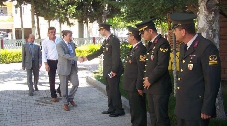 Korkuteli&rsquo;de Protokol Bayramlaştı