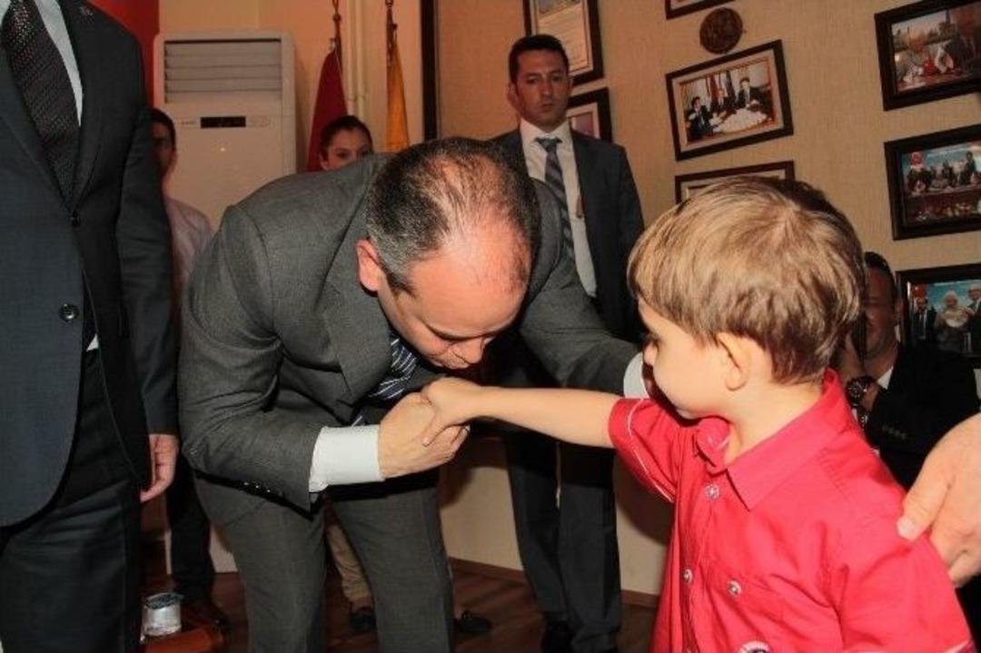 Bayramlaşmada Devlet-millet Kaynaşması