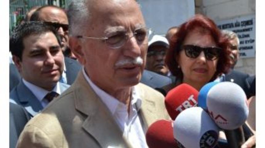 Vatandaşla İhsanoğlu Arasında &lsquo;israil&rsquo; Diyaloğu