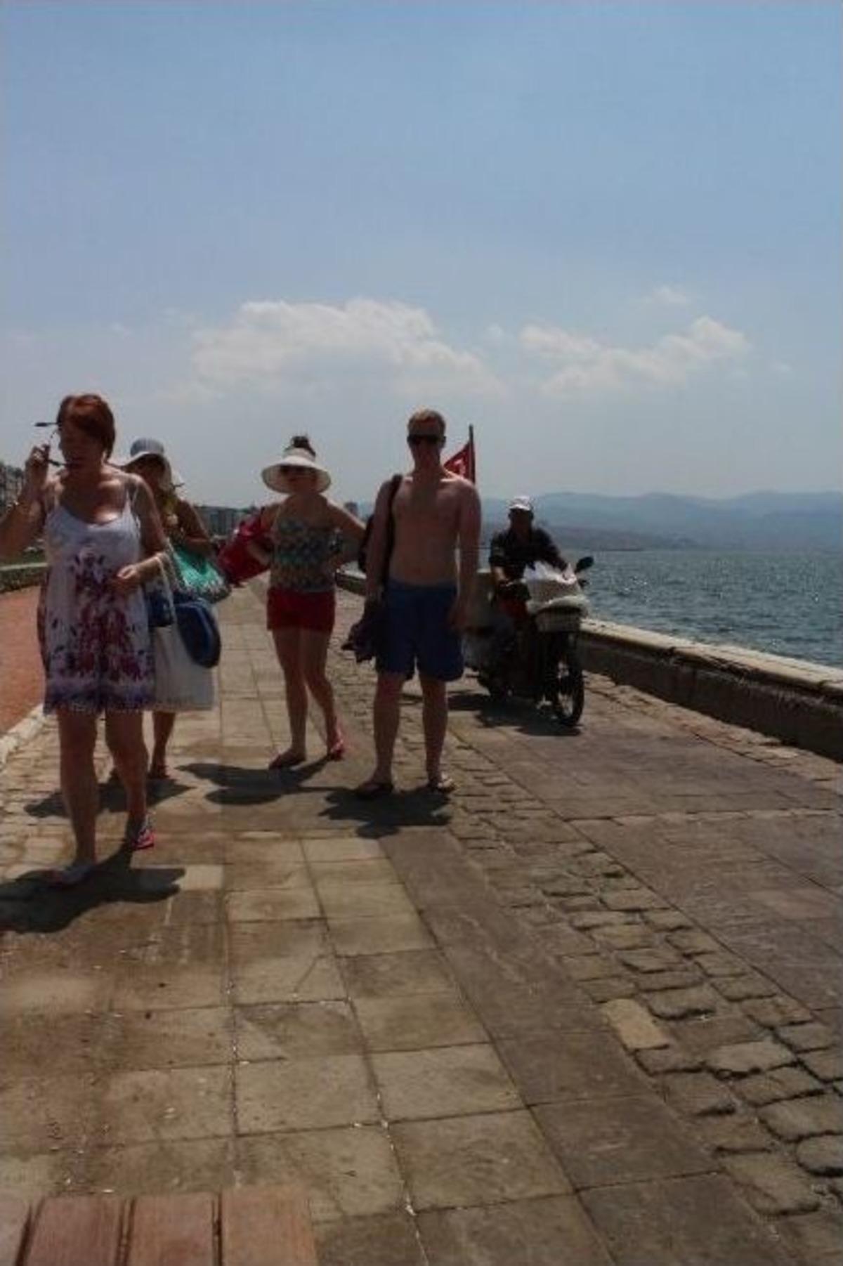 İzmir&rsquo;de Bayram Sıcağı