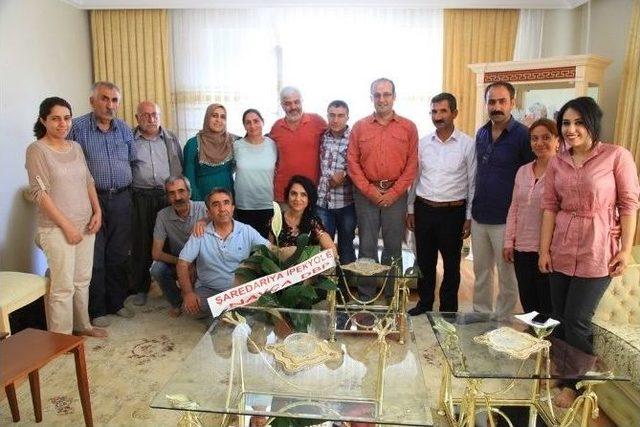 İpekyolu Belediye Eş Başkanlarından Gazeteci Günay Aslan’a Ziyaret