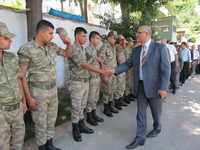 Turhal'da Bayramlaşma Programı Düzenlendi