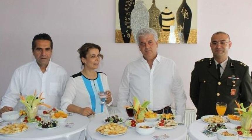 Çeşme’de Bayramlaşma