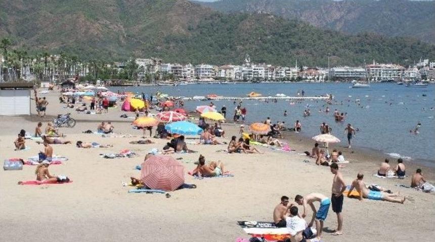 Marmaris Sahillerinde Bayram Yoğunluğu