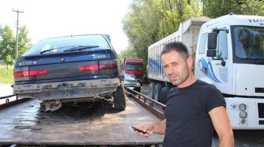 Takla Atan Otomobilde Burnu Bile Kanmadı