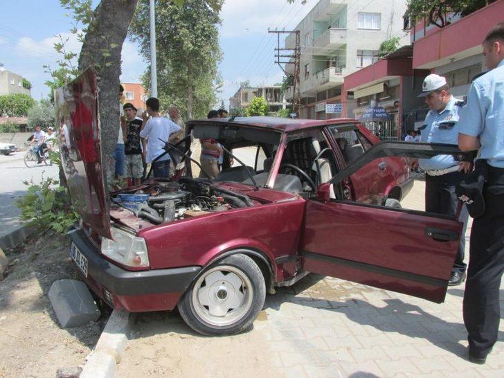 Ceyhan'da Trafik Kazası: 4 Yaralı