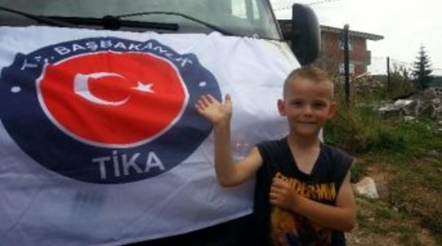 Karadağ&rsquo;da 500 Aileye Ramazan Erzak Paketi