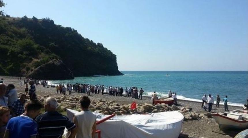 16 Yaşındaki Gen&ccedil; Boğularak Hayatını Kaybetti