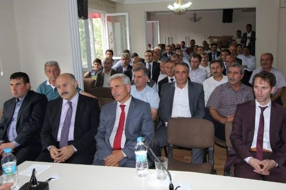 Belediye Başkanı Memiş, Partililerle Bayramlaştı