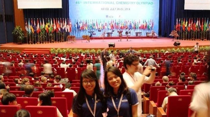 Yamanlar Koleji Kimyada Da D&uuml;nya Şampiyonu Oldu