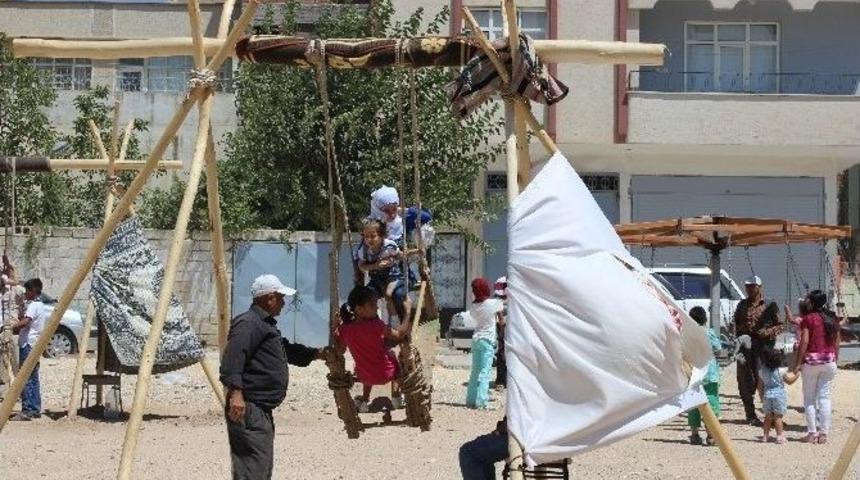 Kilis'te &Ccedil;ocuklar G&ouml;n&uuml;llerince Eğlendi